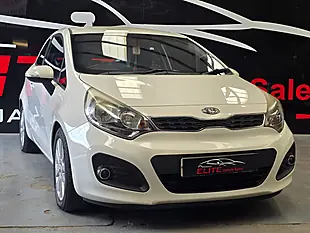 Used 2012 Kia Rio 2 White - Interior and Exterior details 3