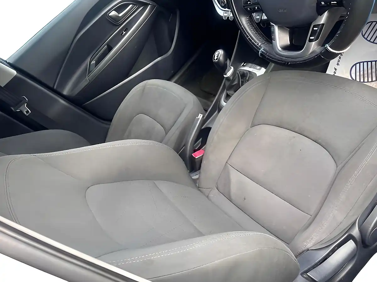 Used 2012 Kia Rio 3 Black - Interior and Exterior details 6