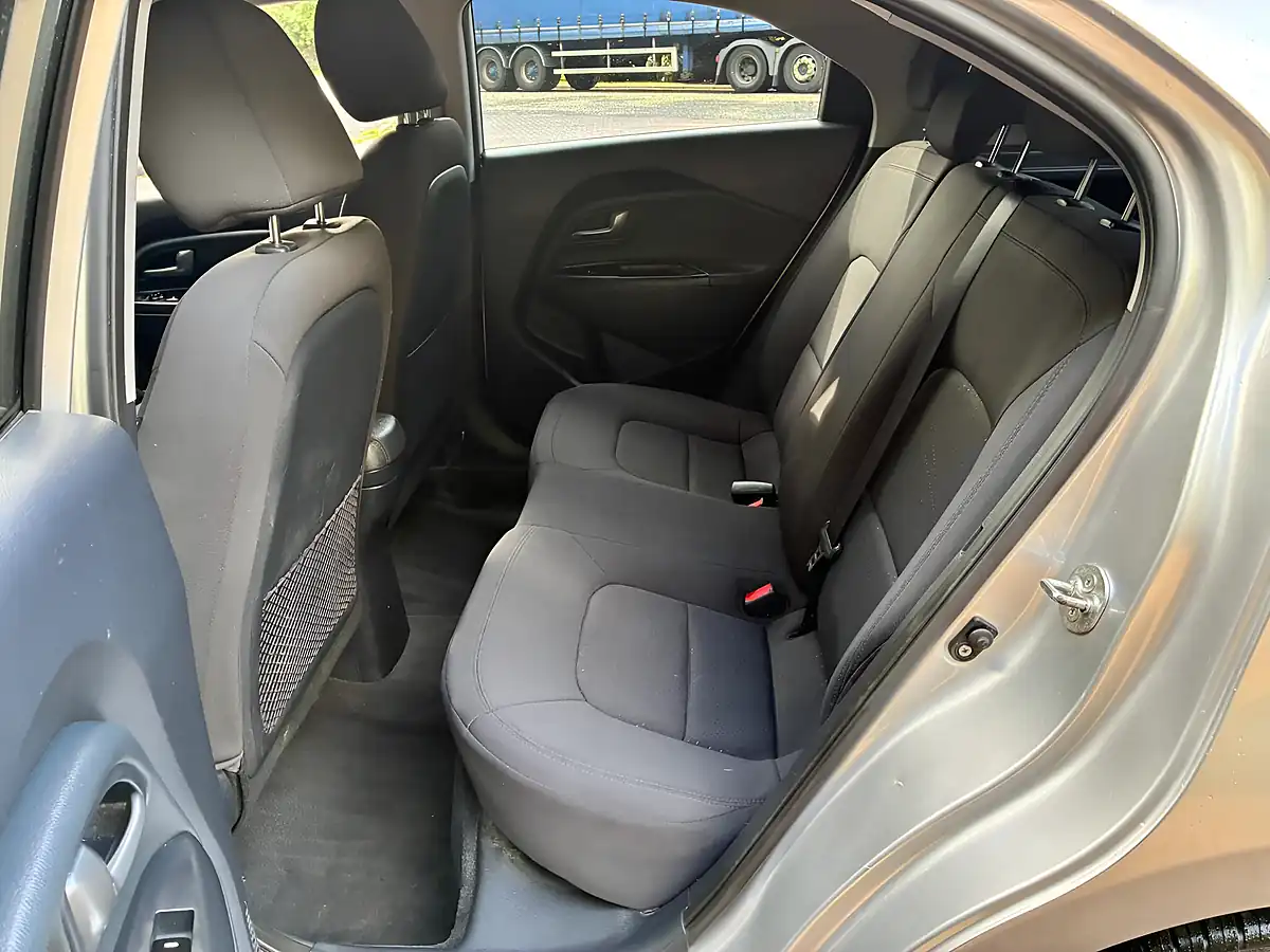 Used 2012 Kia Rio 3 Silver - Interior and Exterior details 17