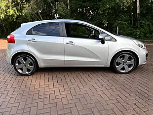 Used 2012 Kia Rio 3 Silver - Interior and Exterior details 3