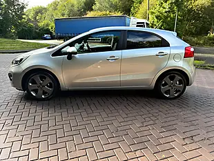 Used 2012 Kia Rio 3 Silver - Interior and Exterior details 9