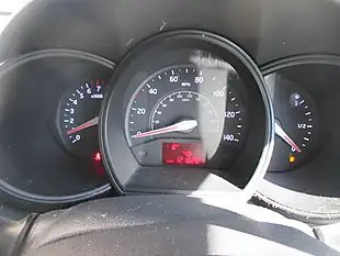 Used 2012 Kia RIO2 Red - Interior and Exterior details 9