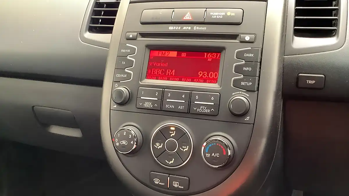 Used 2012 Kia Soul 2 Black - Interior and Exterior details 10