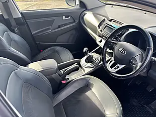 Used 2012 Kia Sportage 2 White - Interior and Exterior details 10