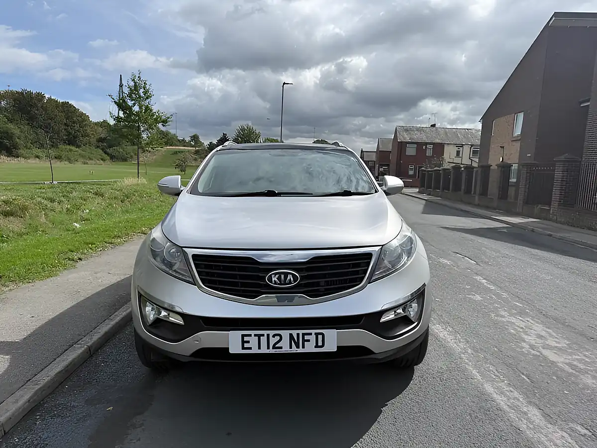 Used 2012 Kia Sportage Ecodynamics 2 Silver - Interior and Exterior details 7