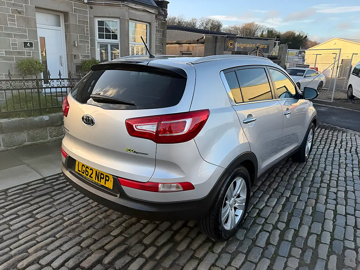 Used 2012 Kia Sportage Ecodynamics 2 Silver - Interior and Exterior details 11