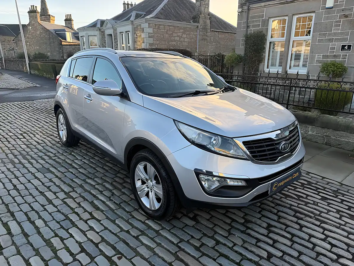Used 2012 Kia Sportage Ecodynamics 2 Silver - Interior and Exterior details 5
