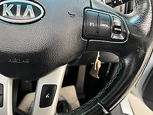 Used 2012 Kia Sportage Ecodynamics 2 White - Interior and Exterior details 14