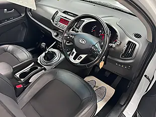 Used 2012 Kia Sportage Ecodynamics 2 White - Interior and Exterior details 3