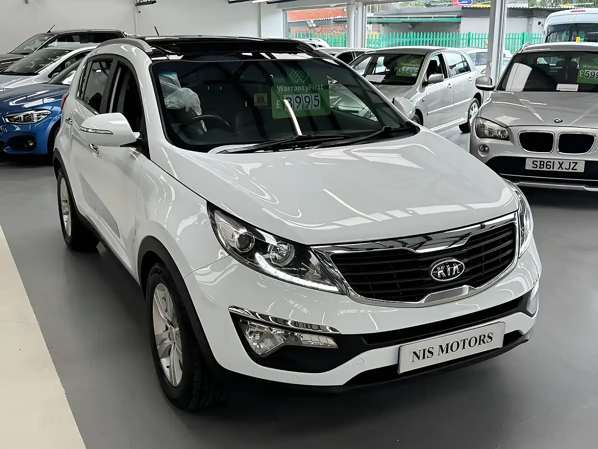 Used 2012 Kia Sportage Ecodynamics 2 White - Interior and Exterior details 5