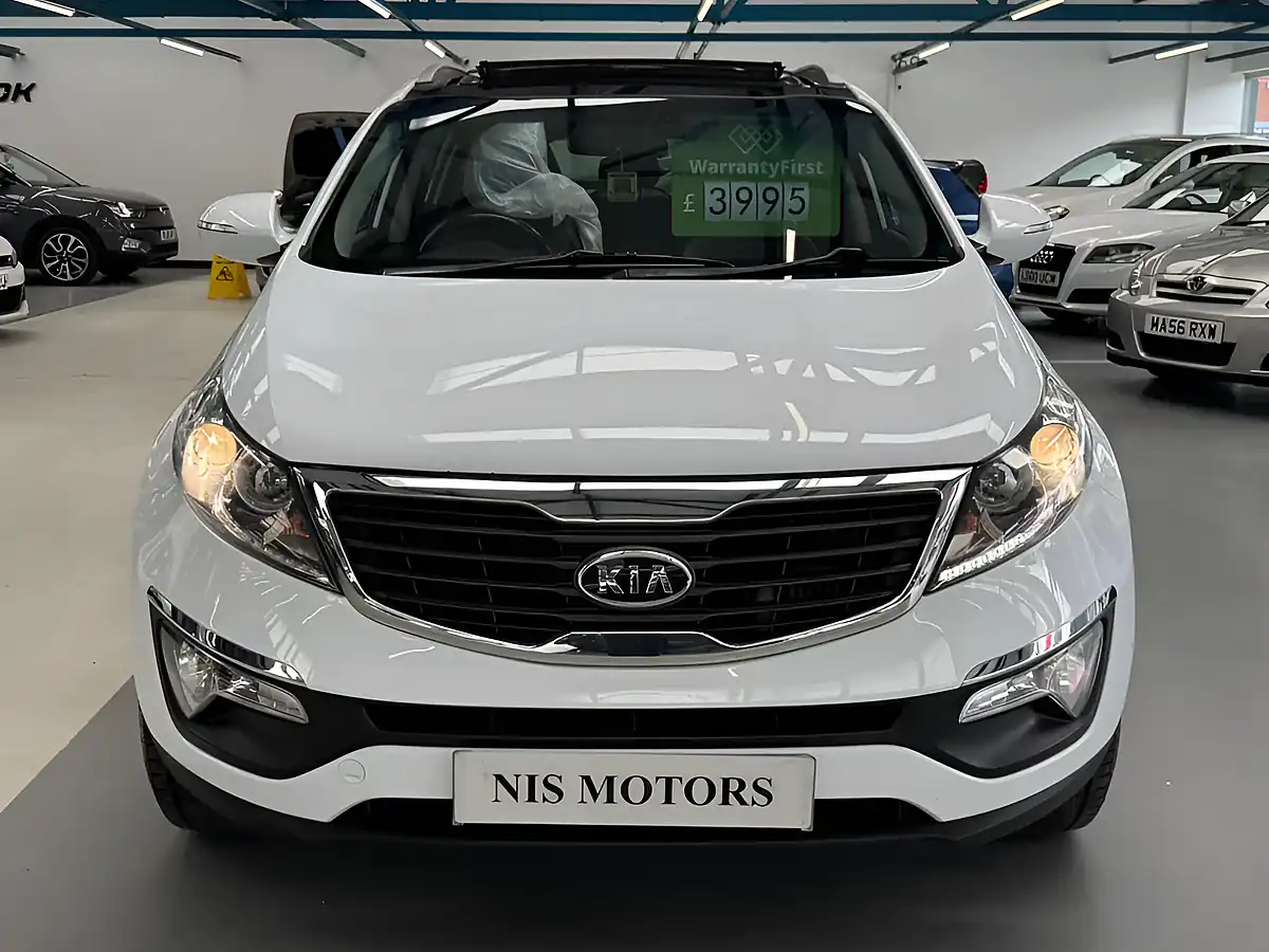 Used 2012 Kia Sportage Ecodynamics 2 White - Interior and Exterior details 7