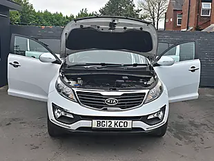 Used 2012 Kia Sportage Ecodynamics 2 White - Interior and Exterior details 10