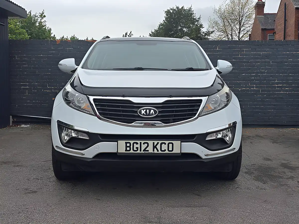 Used 2012 Kia Sportage Ecodynamics 2 White - Interior and Exterior details 11