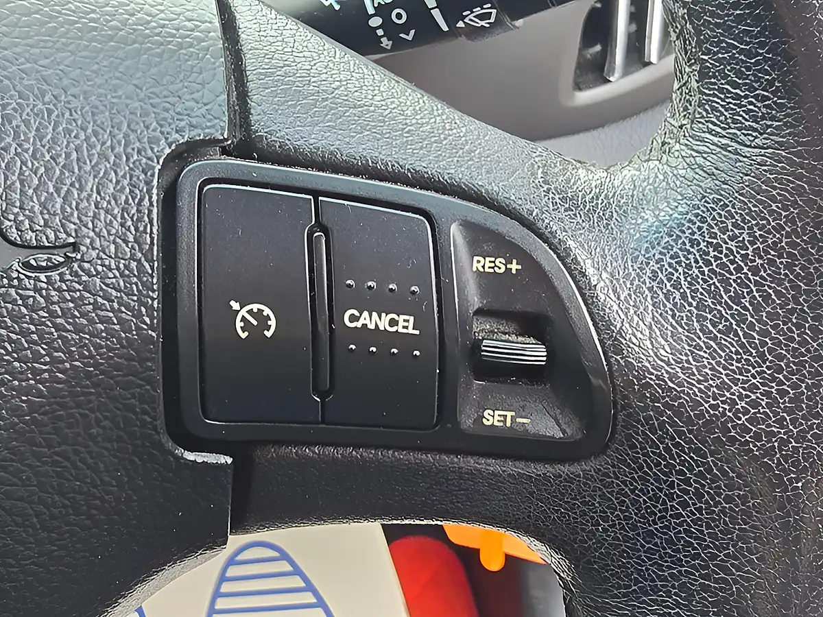 Used 2012 Kia Sportage Ecodynamics 2 White - Interior and Exterior details 20