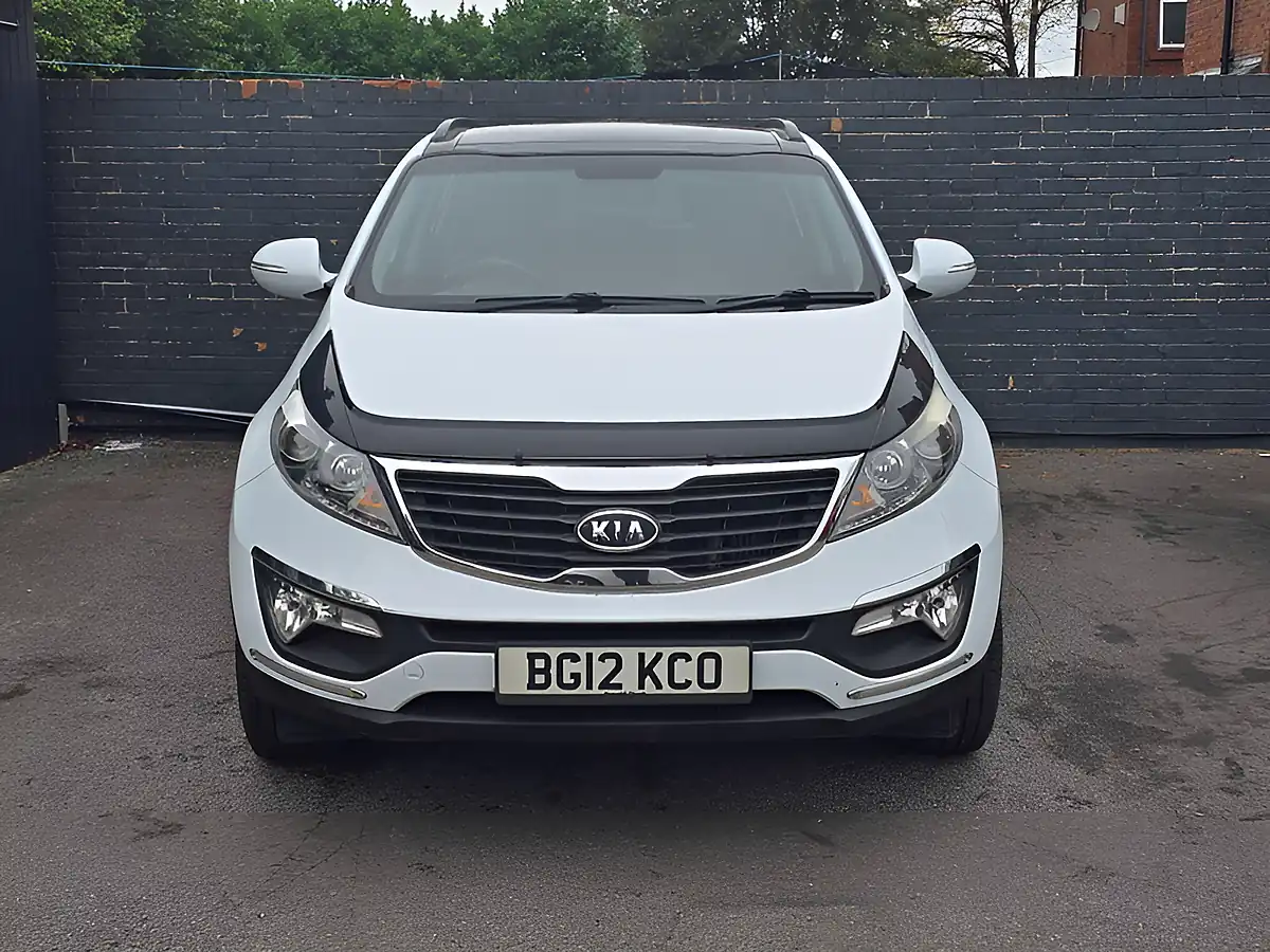 Used 2012 Kia Sportage Ecodynamics 2 White - Interior and Exterior details 4