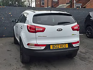 Used 2012 Kia Sportage Ecodynamics 2 White - Interior and Exterior details 8