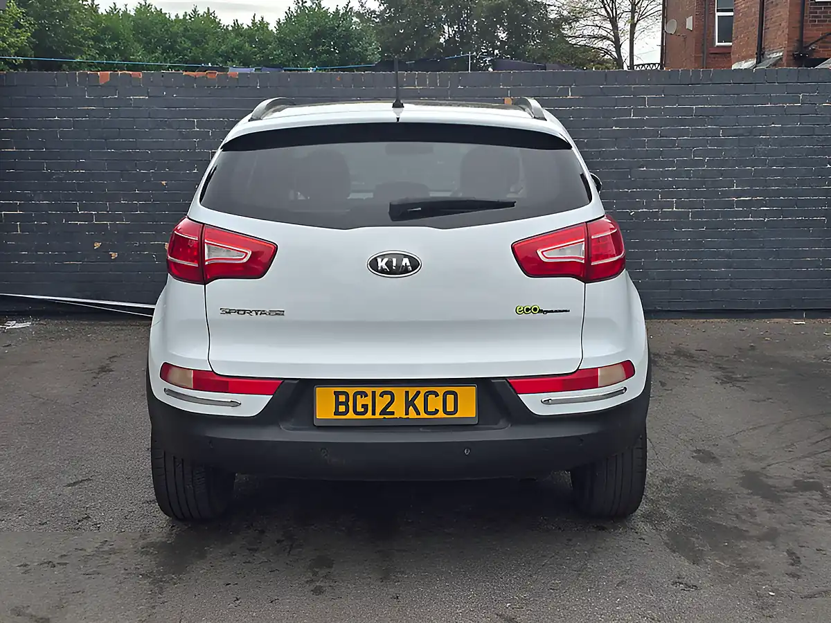 Used 2012 Kia Sportage Ecodynamics 2 White - Interior and Exterior details 9