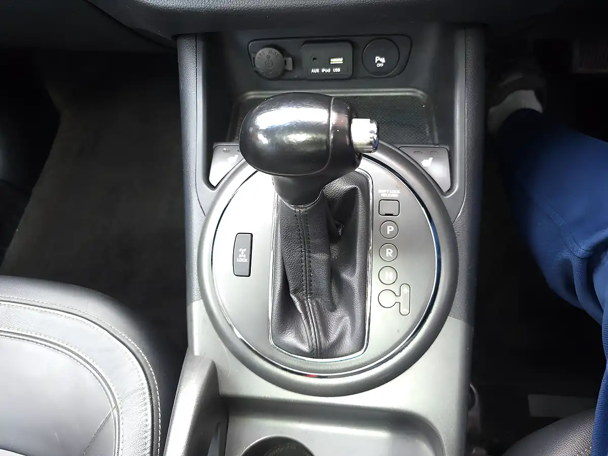 Used 2012 Kia Sportage KX-3 Black - Interior and Exterior details 12