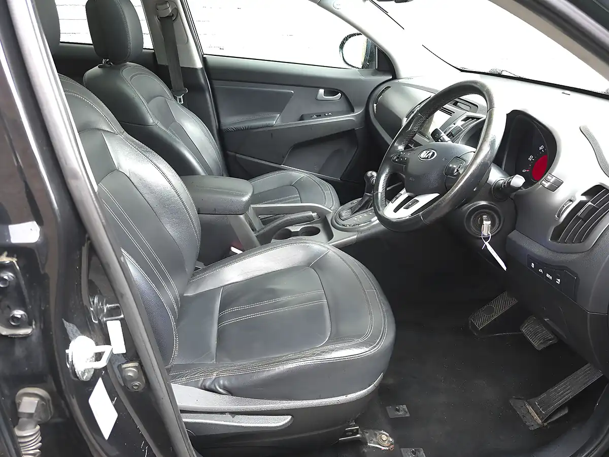 Used 2012 Kia Sportage KX-3 Black - Interior and Exterior details 14