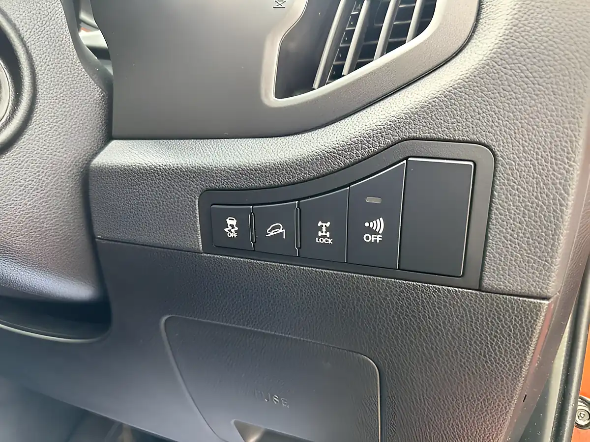 Used 2012 Kia Sportage KX-3 Orange - Interior and Exterior details 17
