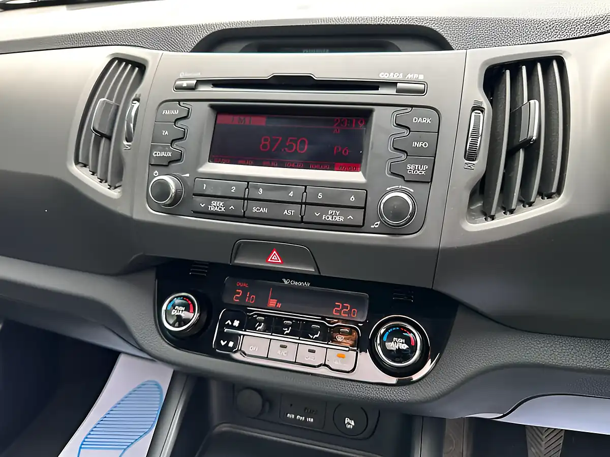 Used 2012 Kia Sportage KX-3 Orange - Interior and Exterior details 9