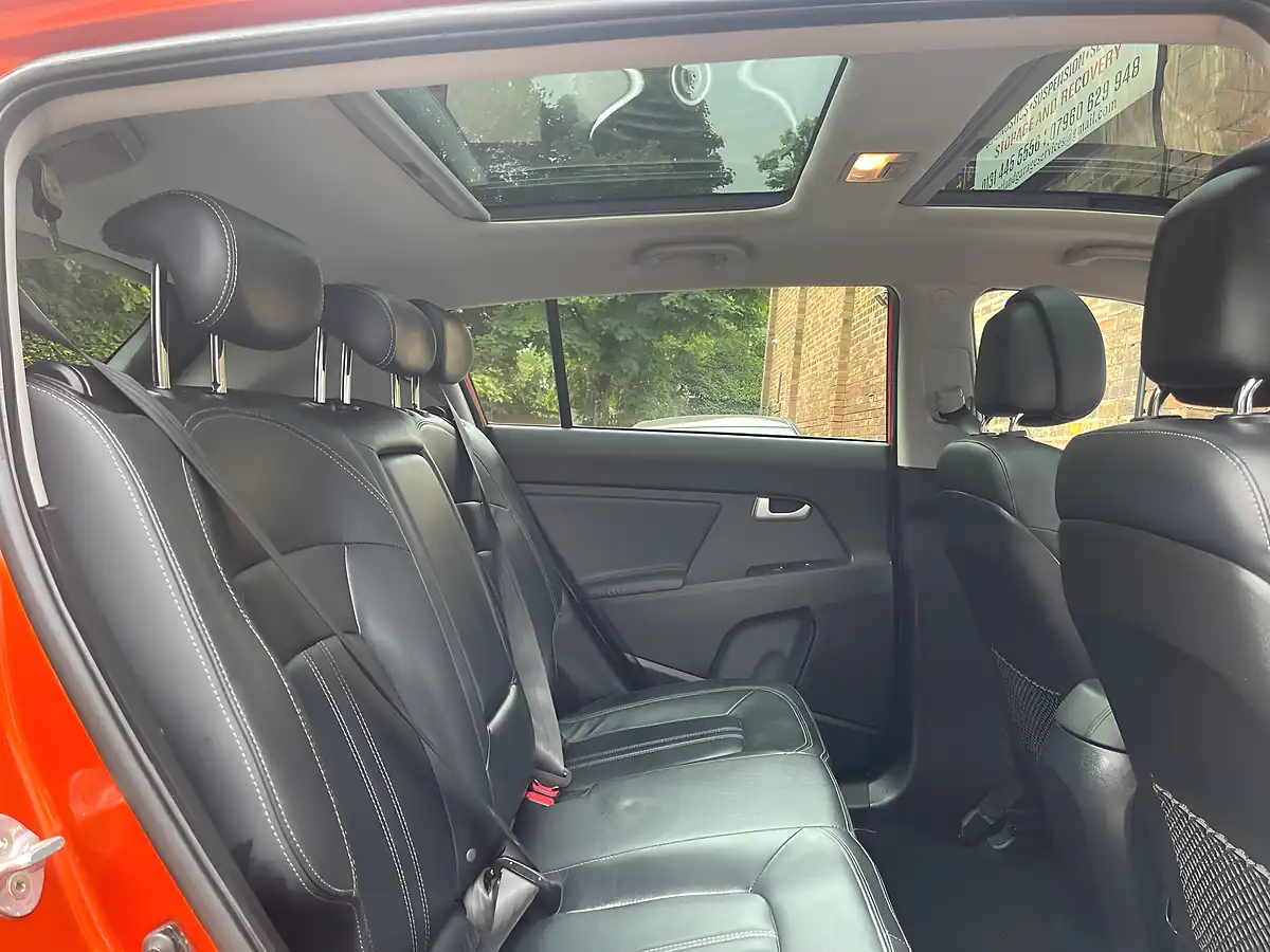 Used 2012 Kia Sportage KX-4 Orange - Interior and Exterior details 15