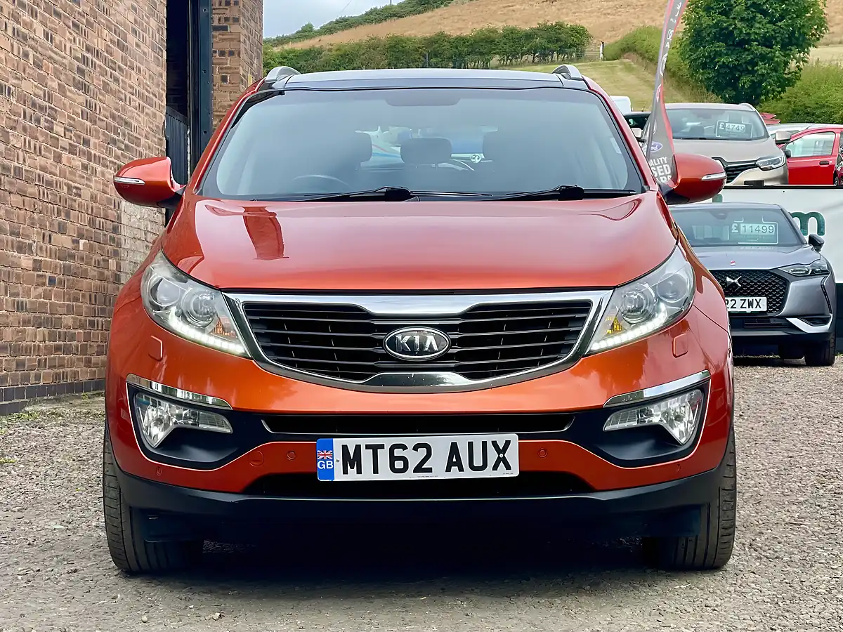 Used 2012 Kia Sportage KX-4 Orange - Interior and Exterior details 2