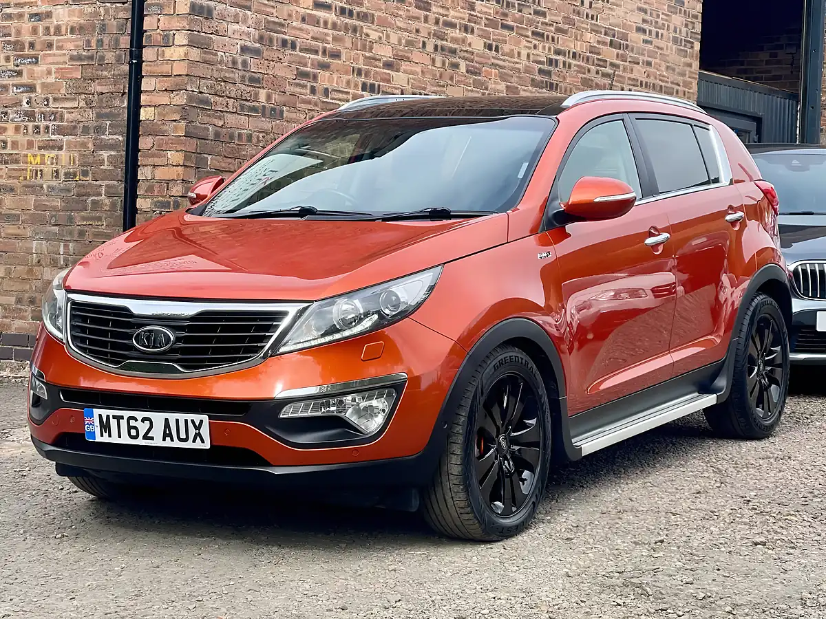 Used 2012 Kia Sportage KX-4 Orange - Interior and Exterior details 3