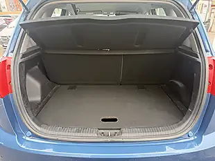 Used 2012 Kia Venga 2 Blue - Interior and Exterior details 13