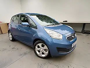 Used 2012 Kia Venga 2 Blue - Interior and Exterior details 2