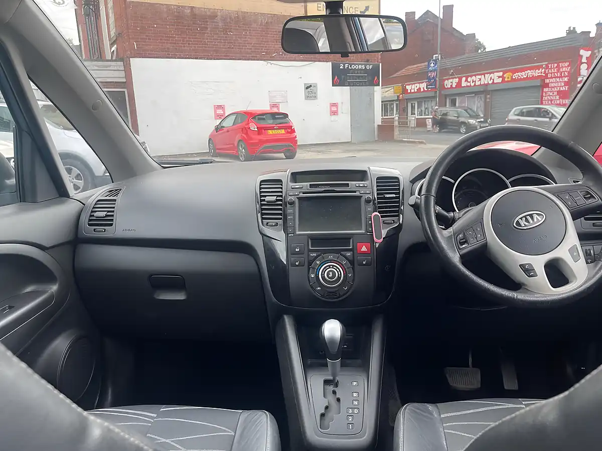 Used 2012 Kia Venga 3 Blue - Interior and Exterior details 10