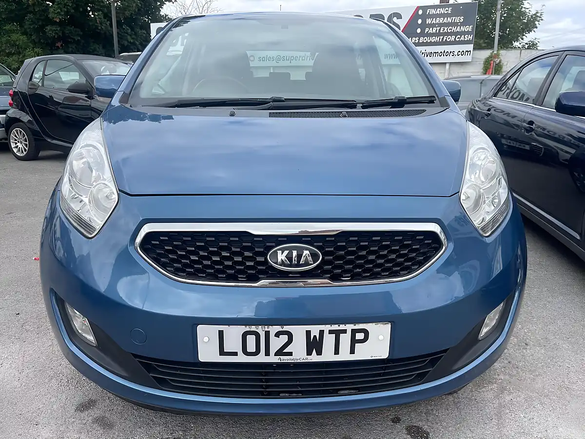 Used 2012 Kia Venga 3 Blue - Interior and Exterior details 3