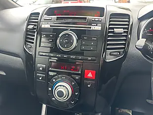 Used 2012 Kia Venga Ecodynamics 3 White - Interior and Exterior details 18