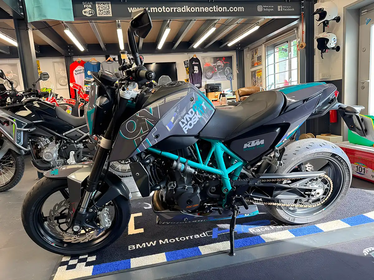 Used 2012 Ktm 690 Duke - Interior and Exterior details 18