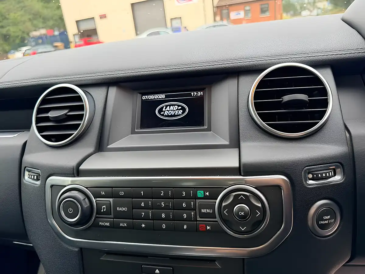 Used 2012 Land Rover Discovery 4 Gs Blue - Interior and Exterior details 10