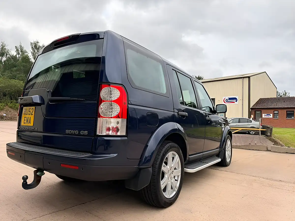 Used 2012 Land Rover Discovery 4 Gs Blue - Interior and Exterior details 9