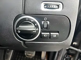 Used 2012 Land Rover Discovery 4 Hse Black - Interior and Exterior details 11