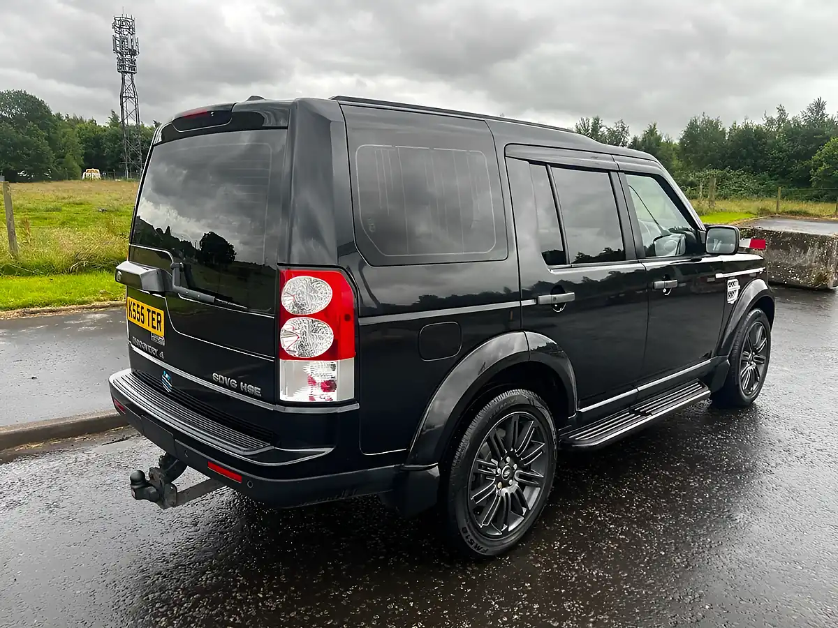 Used 2012 Land Rover Discovery 4 Hse Black - Interior and Exterior details 2