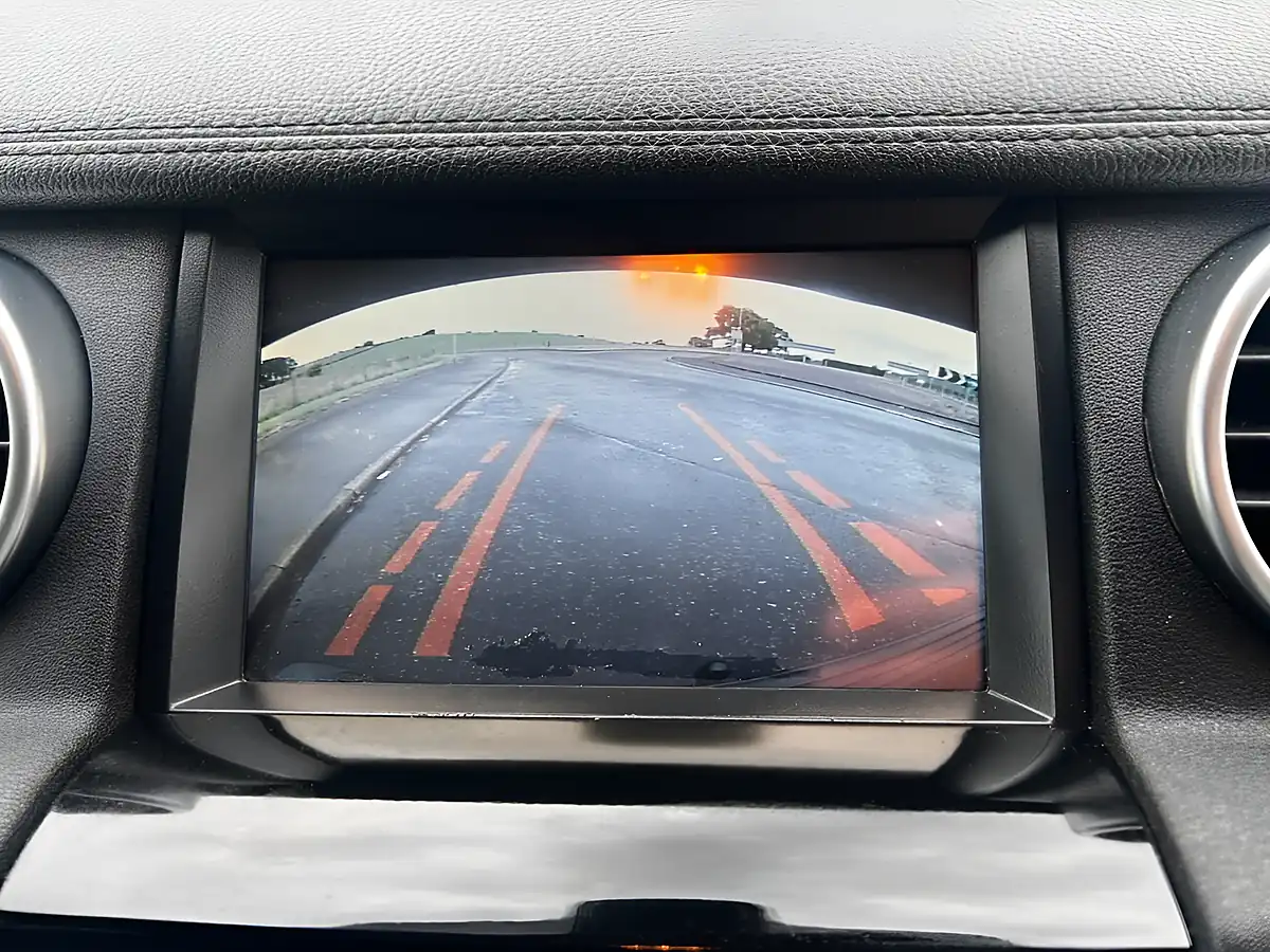 Used 2012 Land Rover Discovery 4 Hse Black - Interior and Exterior details 4
