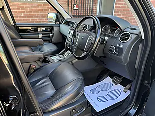 Used 2012 Land Rover Discovery 4 Hse Black - Interior and Exterior details 12