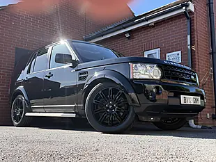 Used 2012 Land Rover Discovery 4 Hse Black - Interior and Exterior details 2