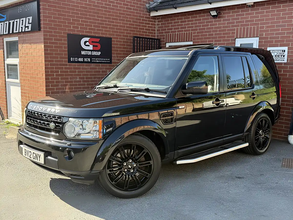 Used 2012 Land Rover Discovery 4 Hse Black - Interior and Exterior details 5