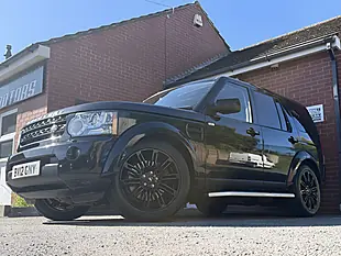 Used 2012 Land Rover Discovery 4 Hse Black - Interior and Exterior details 6
