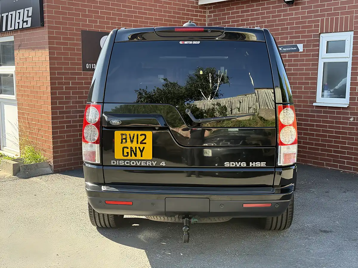Used 2012 Land Rover Discovery 4 Hse Black - Interior and Exterior details 9