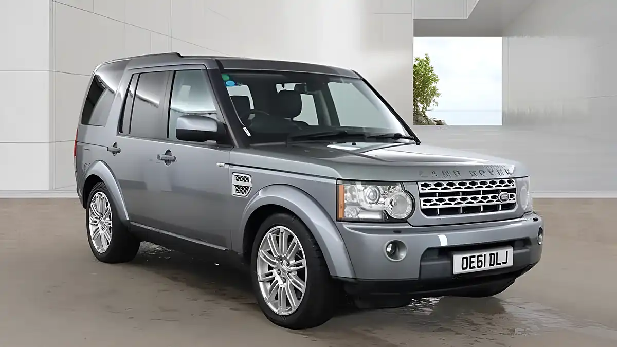 Used 2012 Land Rover Discovery 4 Hse Grey - Front View