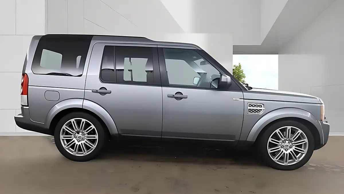 Used 2012 Land Rover Discovery 4 Hse Grey - Interior and Exterior details 5