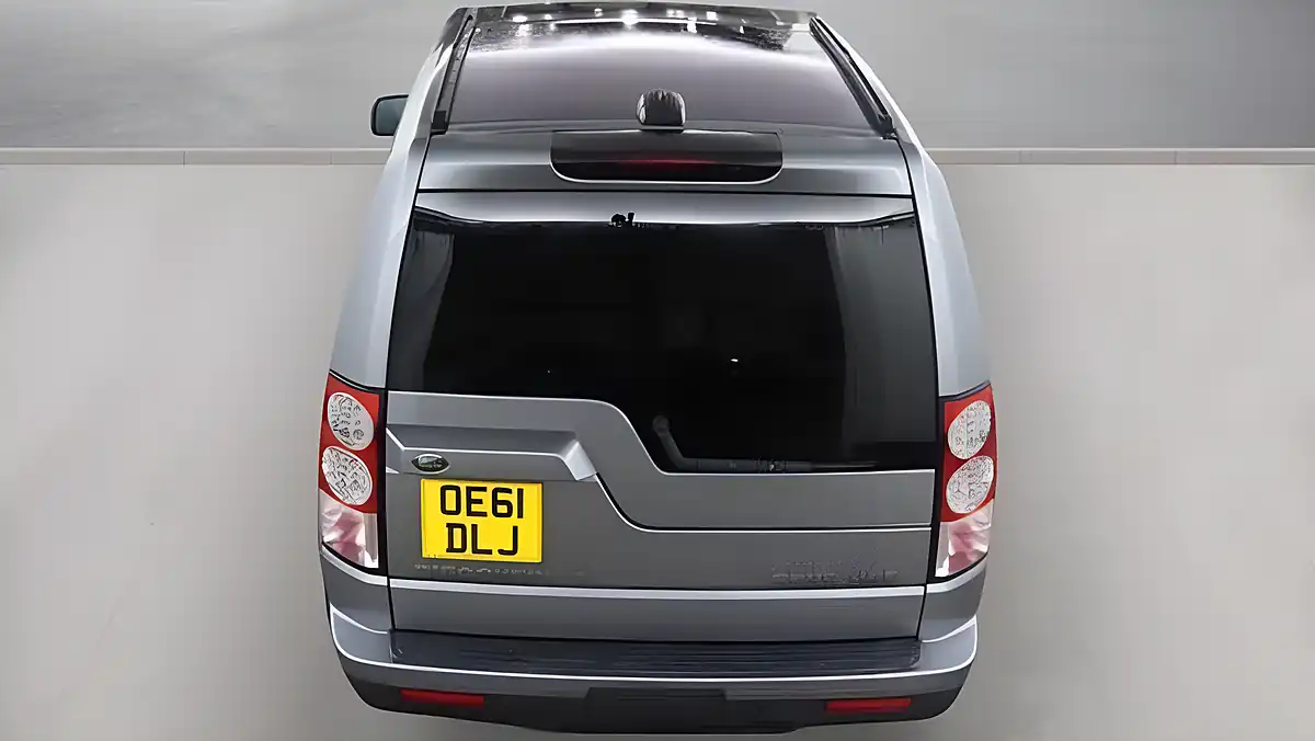 Used 2012 Land Rover Discovery 4 Hse Grey - Interior and Exterior details 8
