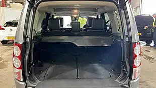 Used 2012 Land Rover Discovery 4 Hse Grey - Interior and Exterior details 9