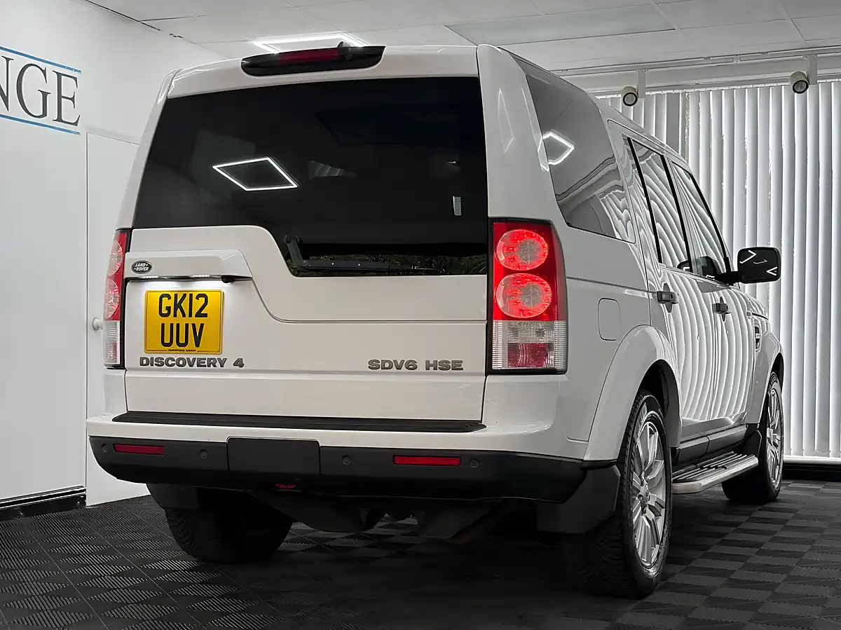 Used 2012 Land Rover Discovery 4 Hse White - Interior and Exterior details 10