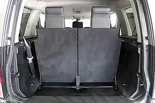Used 2012 Land Rover Discovery 4 Xs Grey - Interior and Exterior details 12